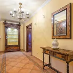 Nice home in Marbella with Outdoor swimming pool, WiFi&6 Bedrooms