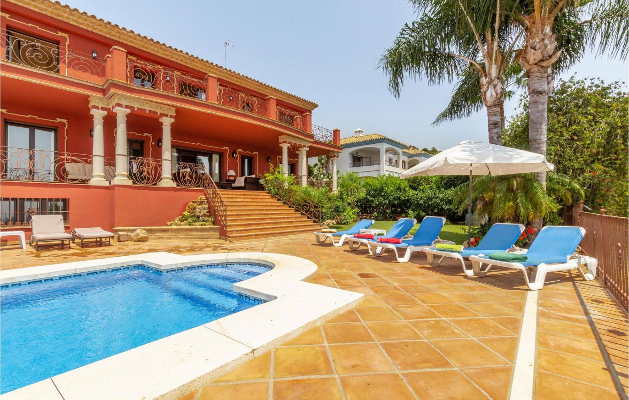 Vakantiehuis Beautiful In With Wifi, Outdoor Swimming Pool And Swimming Pool *