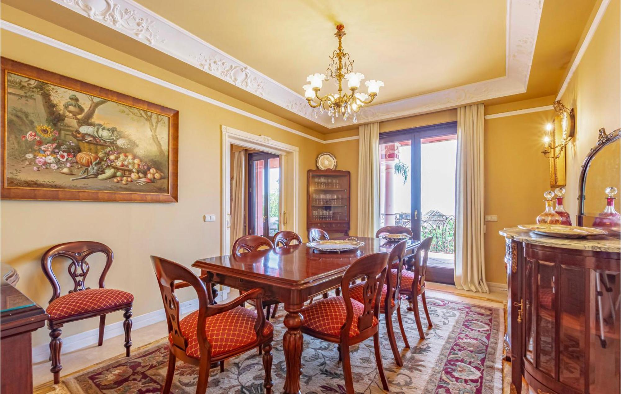 Vakantiehuis Beautiful In With Wifi, Outdoor Swimming Pool And Swimming Pool